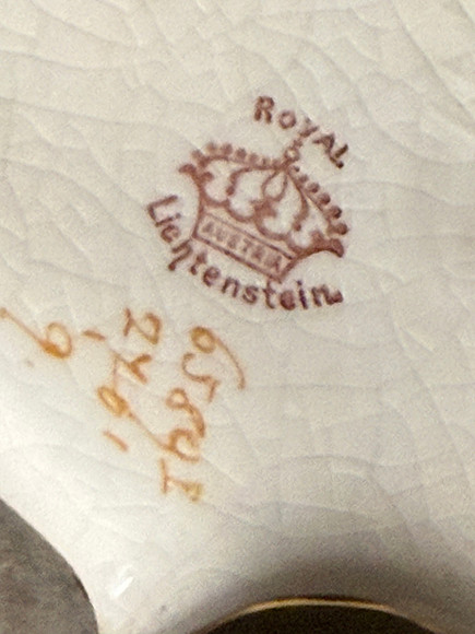 Royal Lichtenstein 2/2