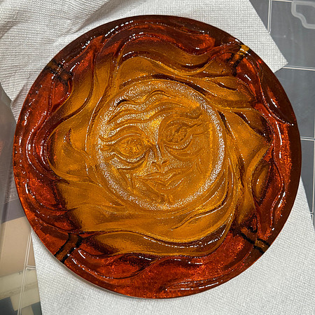 Blenko Sun Face amber 11 1/4" ashtray (2/2)