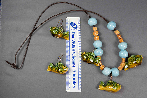 Earrings 19 and matching necklace