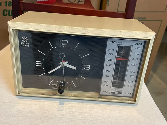 GE Clock-radio
