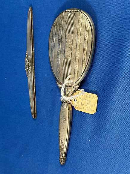 Sterling brush & comb holders (2/2)