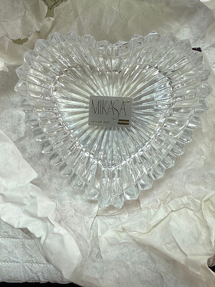 Mikasa heart-shaped dish (1/2)