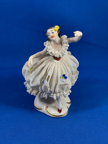 Volkstedt Dresden ballerina figurine (1/2)