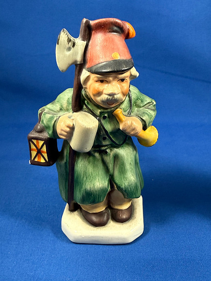 Friedl figurines (3/5)